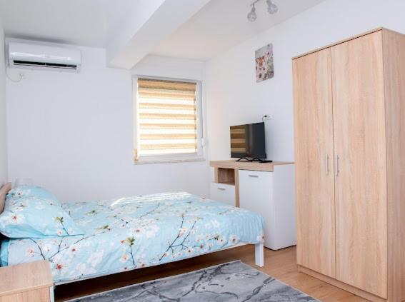 Apartmani Jezero Konjic Ngoại thất bức ảnh