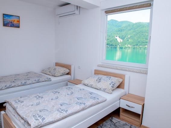 Apartmani Jezero Konjic Ngoại thất bức ảnh