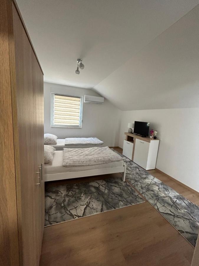 Apartmani Jezero Konjic Ngoại thất bức ảnh